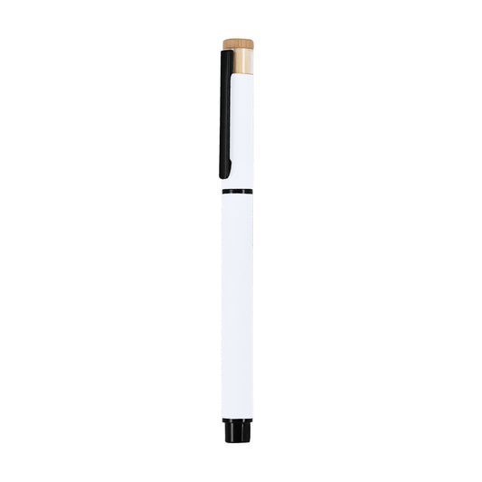 Roller Elegante em Bambu e Alumínio Reciclado