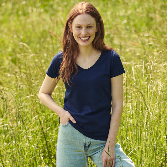 T-shirt Senhora Iconic V-Neck em Algodão Confortável