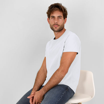 Camiseta Unissexo Stiles em Algodão 170g/m²