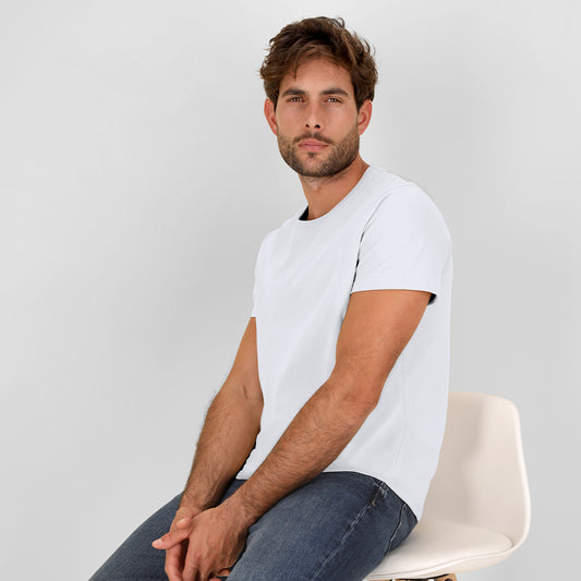 Camiseta Unissexo Stiles em Algodão 170g/m²