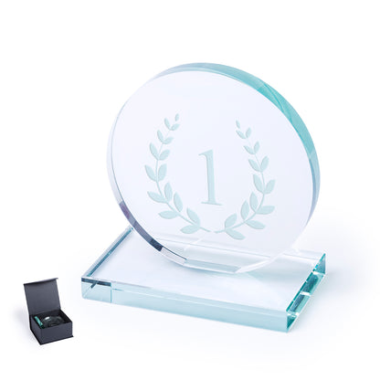 Troféu de Vidro Elegante com Base Quadrada