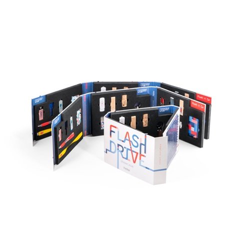 Mostruário Flash Drive Showcase com 19 Pen Drives Personalizadas