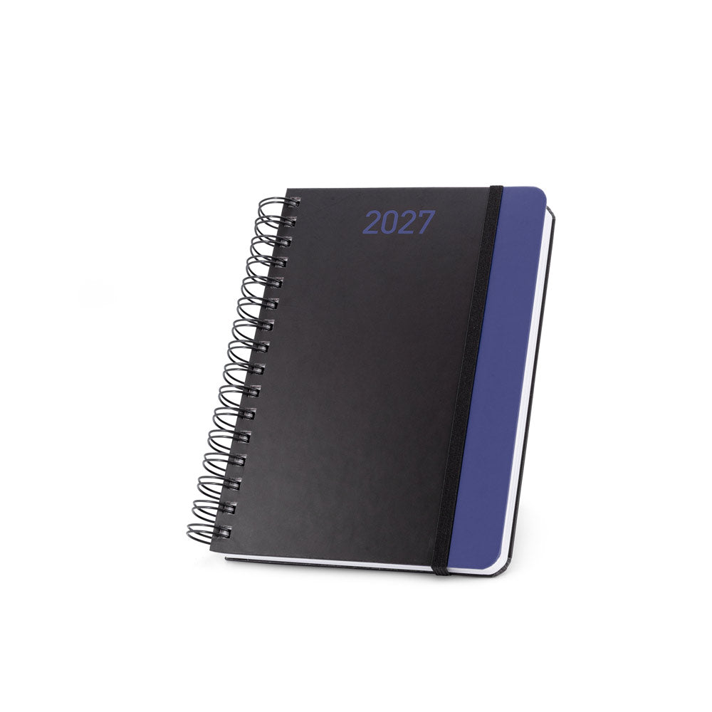 BRECHT A5 - Agenda com capa rígida em papel reciclado e fecho elástico