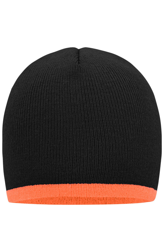 Gorro Ajustado com Borda Contrastante