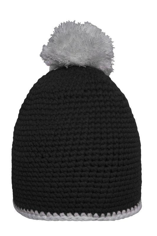 Gorro com Pompom e Borda Contrastante em Croché